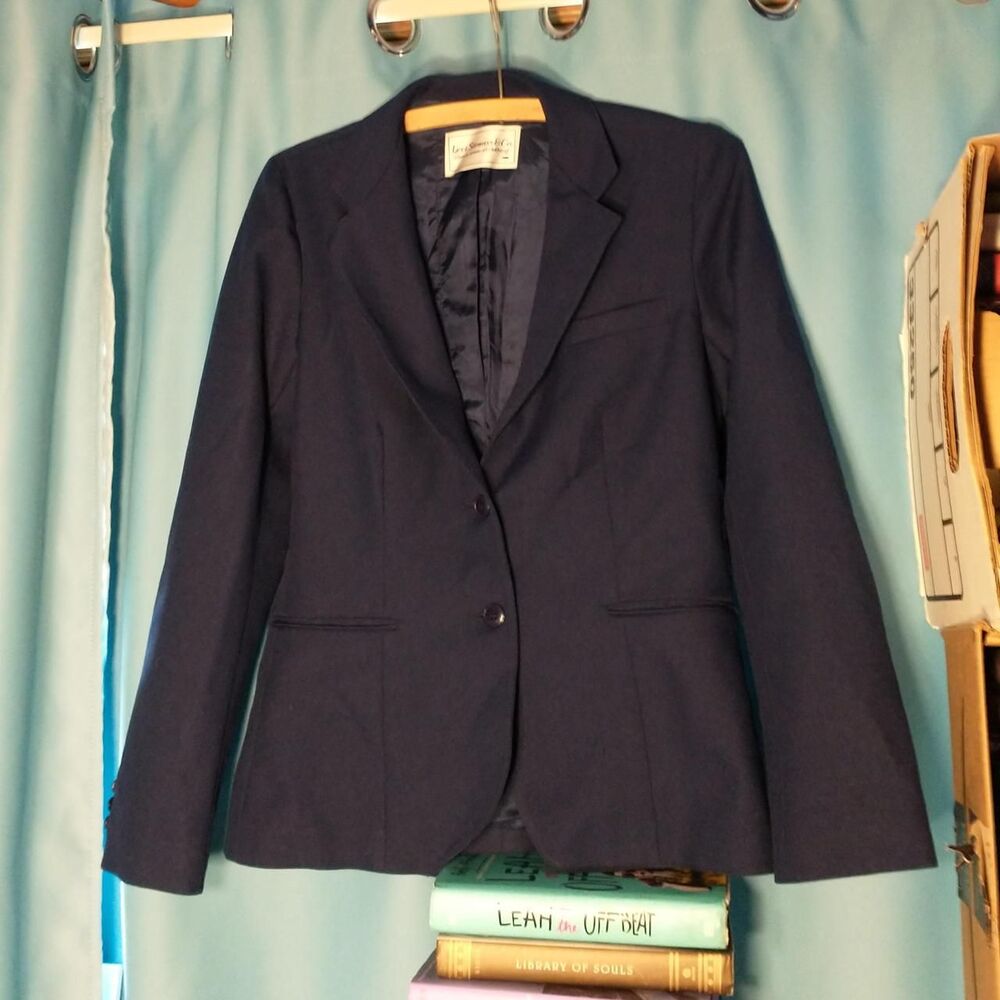 Levi Strauss & Co. Classic Women's Vintage Navy Blue Blazer